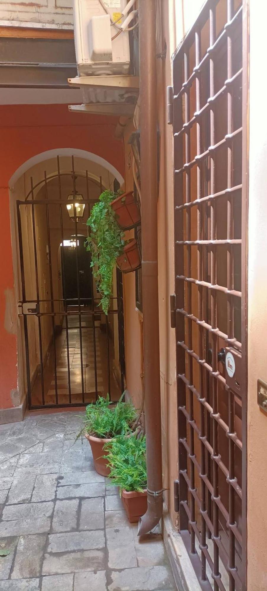 Apartment Colosseo Historical La Romana Rome